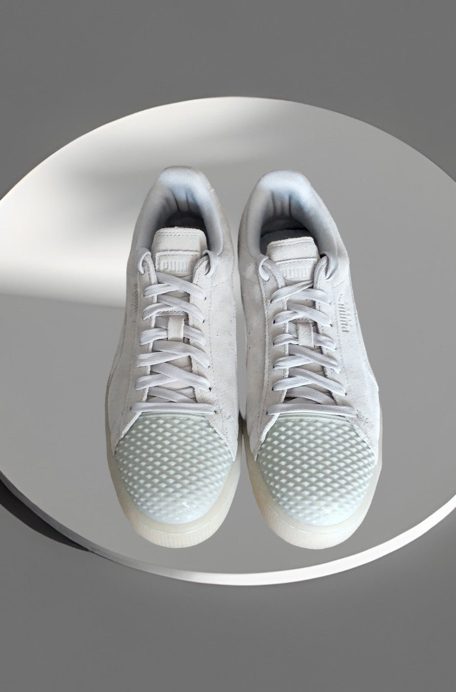 NEW Puma suede nude sneakers