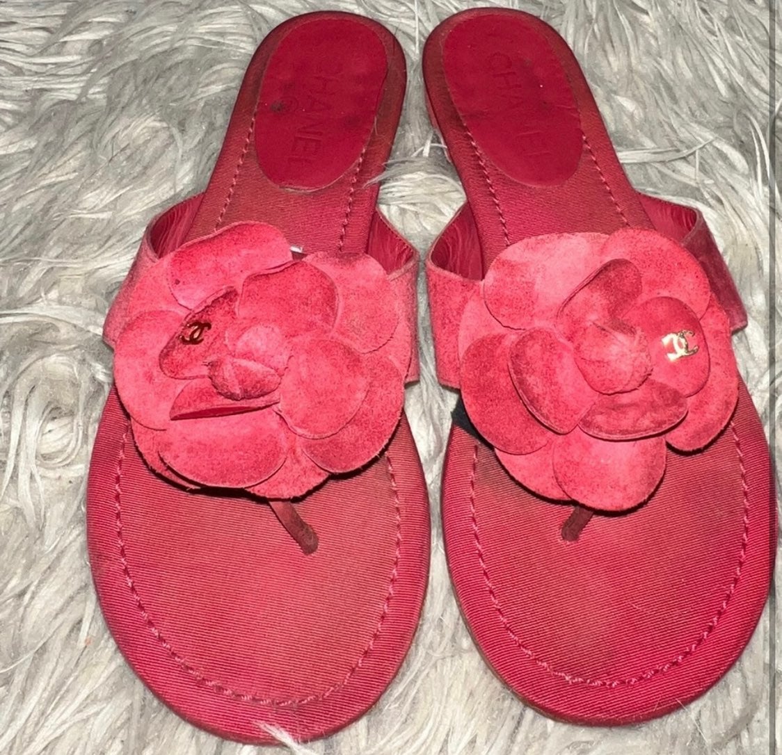 Chanel thong sandals