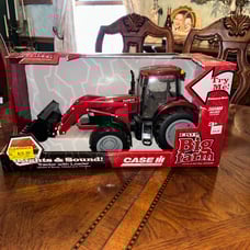 2011 Ertl Case IH tractor with loader new