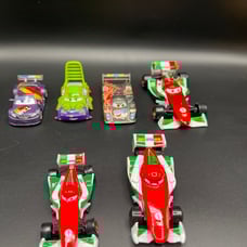 Disney pixar racer cars lot of 6 plastic and die cast