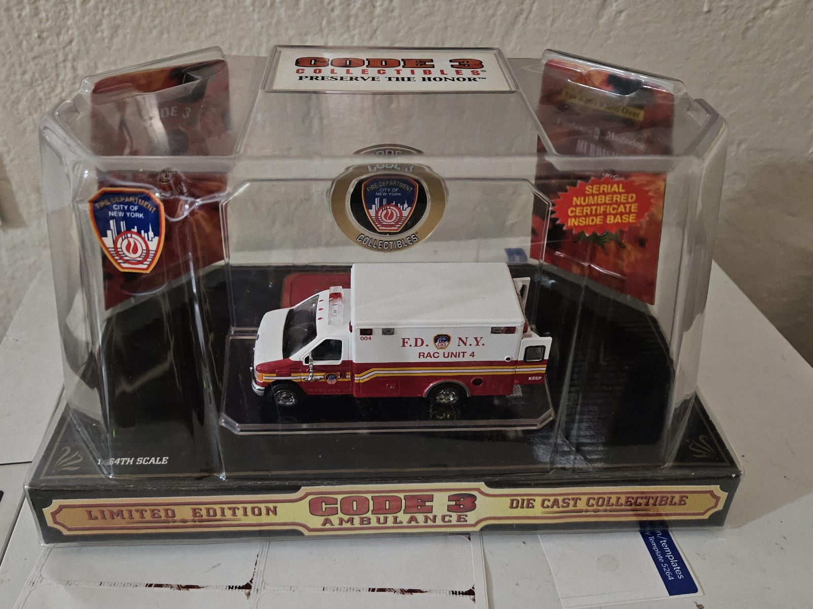 CODE 3 EMS CHICAGO FIRE DEPT FORD E 350 AMBULANCE #12056