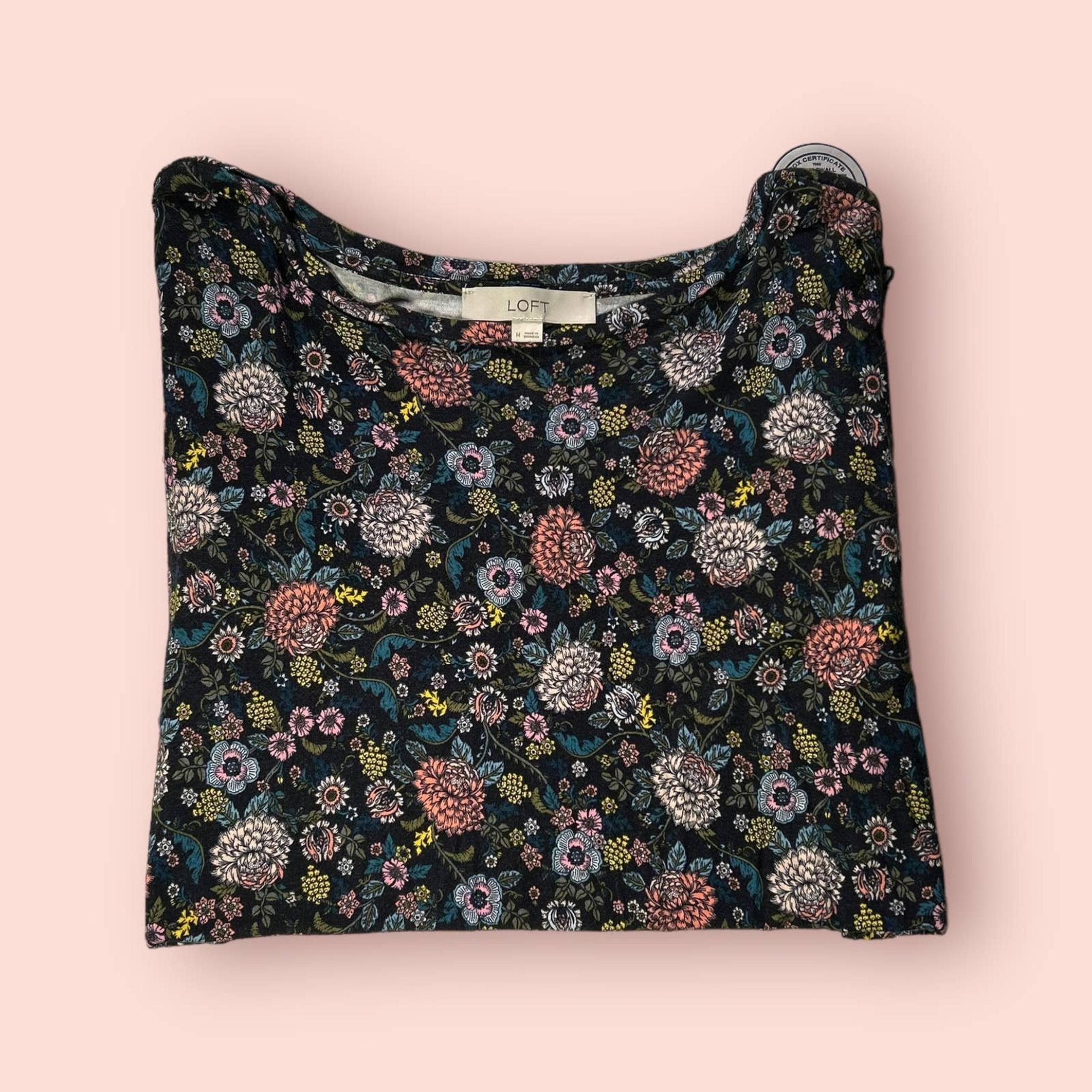 LOFT Dark Floral Print Tshirt Size Medium - "Tammy"