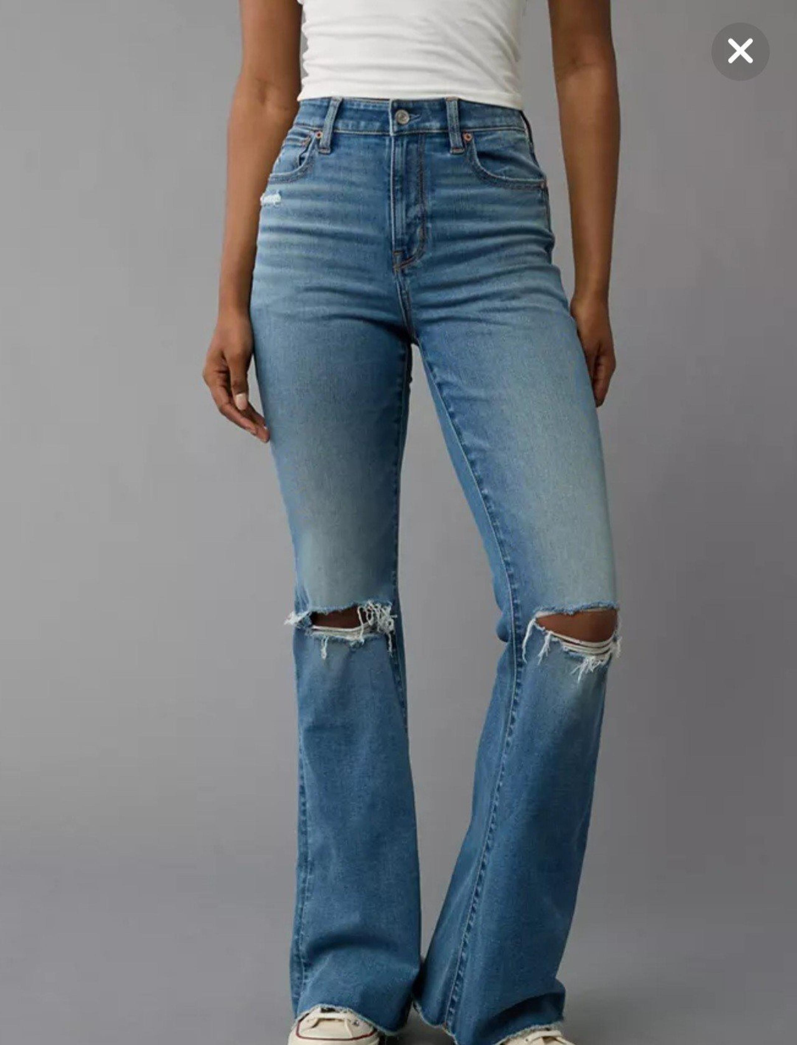 American Eagle AE Next Level Stretch Super High Waisted Ripped Flare Jeans 0 R