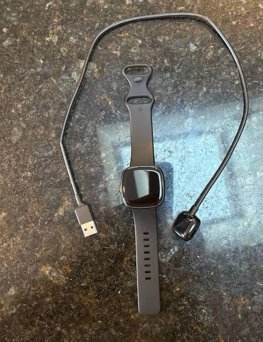 Fitbit Versa 4