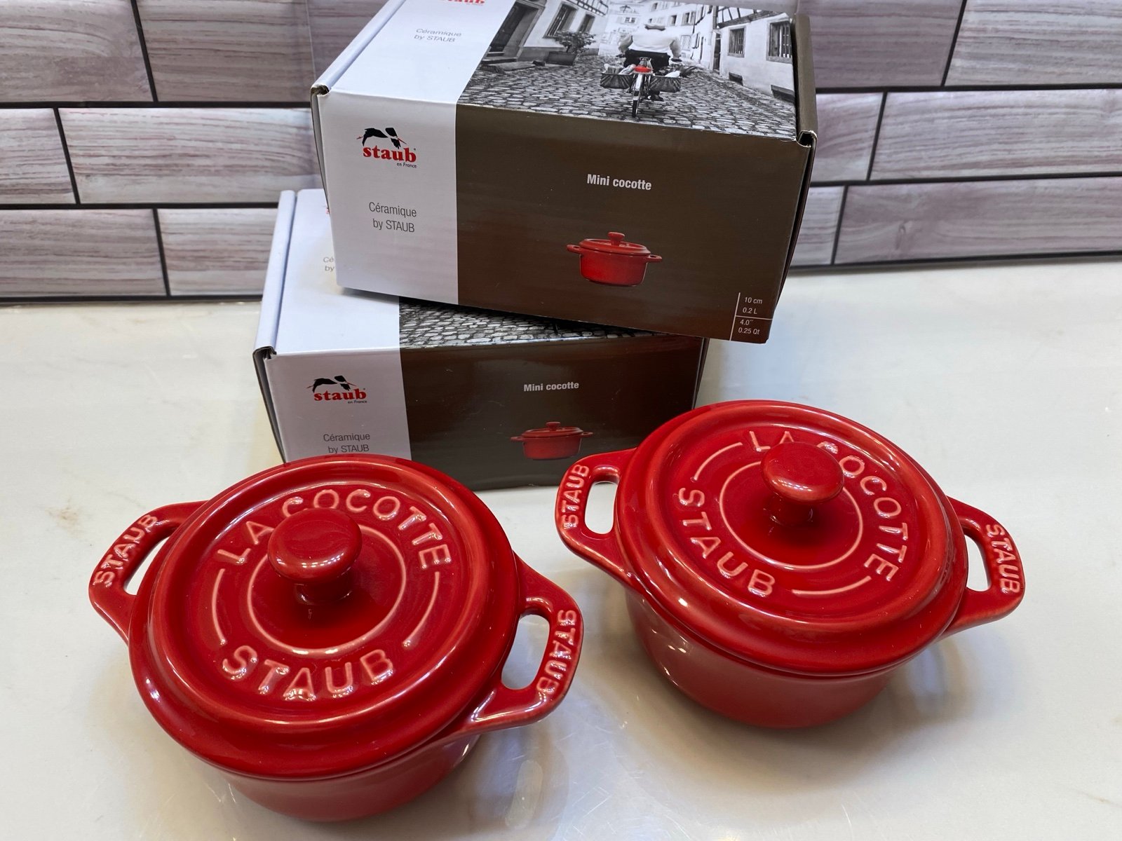 STAUB ❤️Ceramics Dutch Oven Mini Round Cocotte 10cm Cherry Bakeware NIB