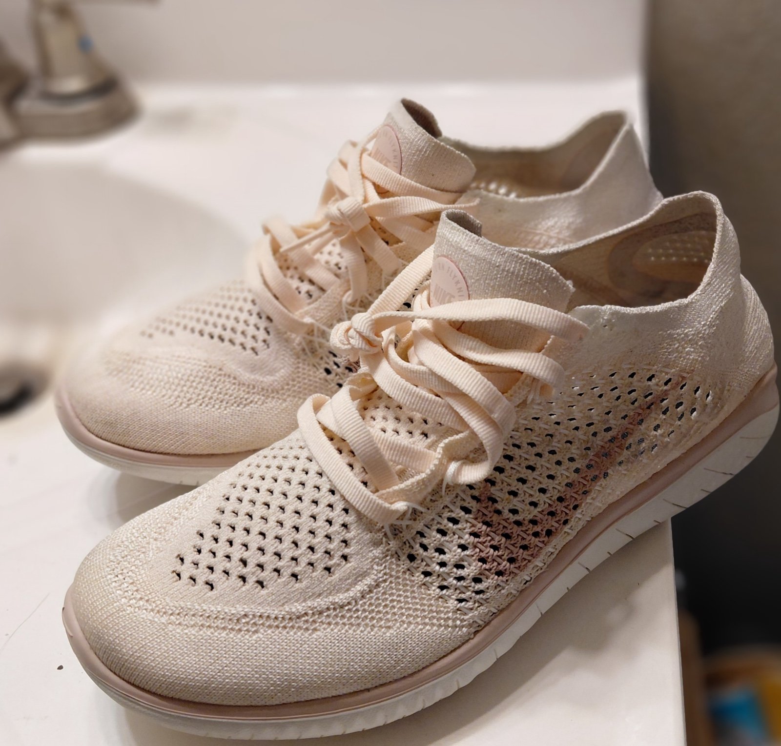 Nike Womens Free RN Flyknit 2018 Running Shoes Pink Size 7
