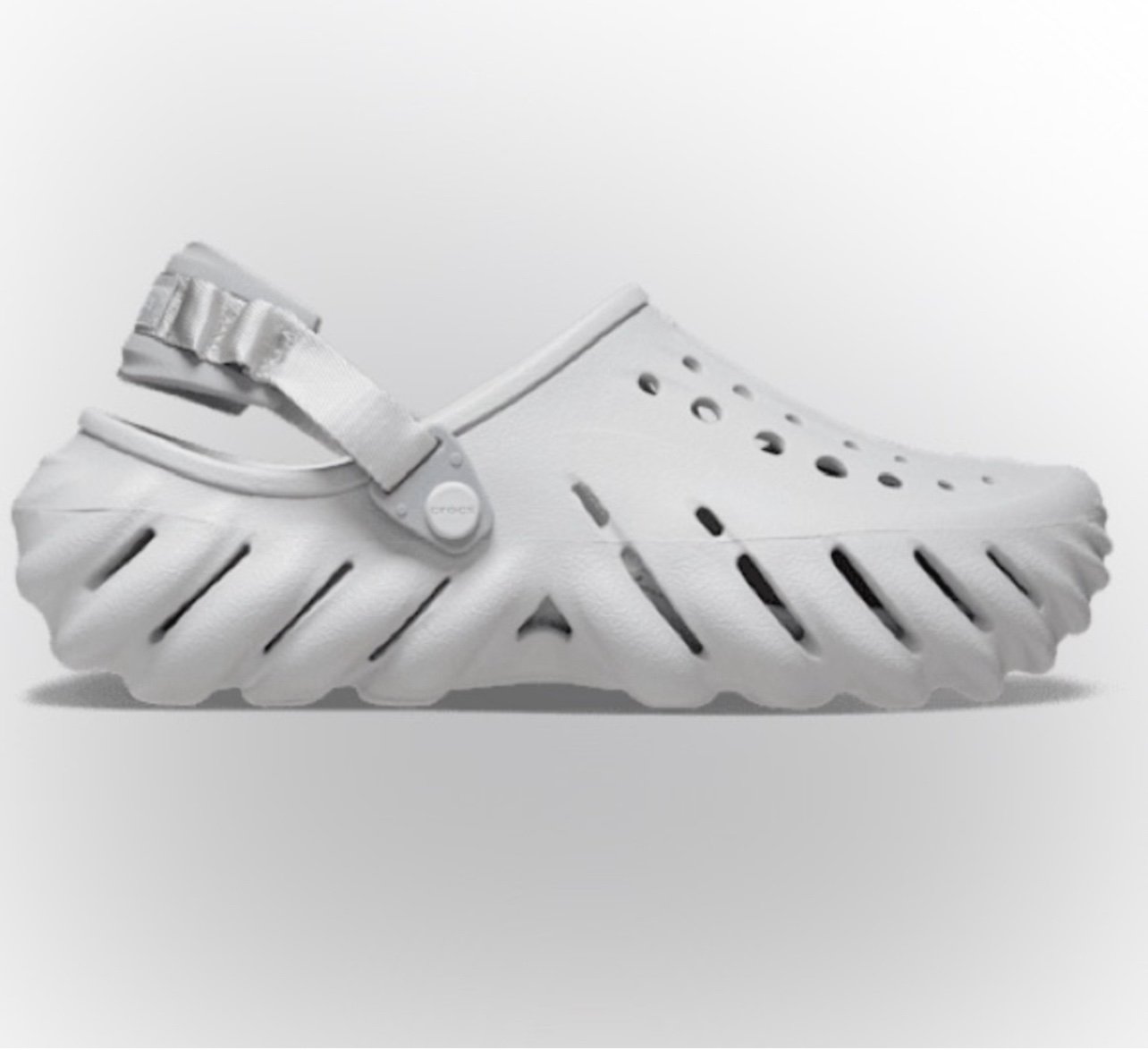 Crocs brand new size 9 echo clogs