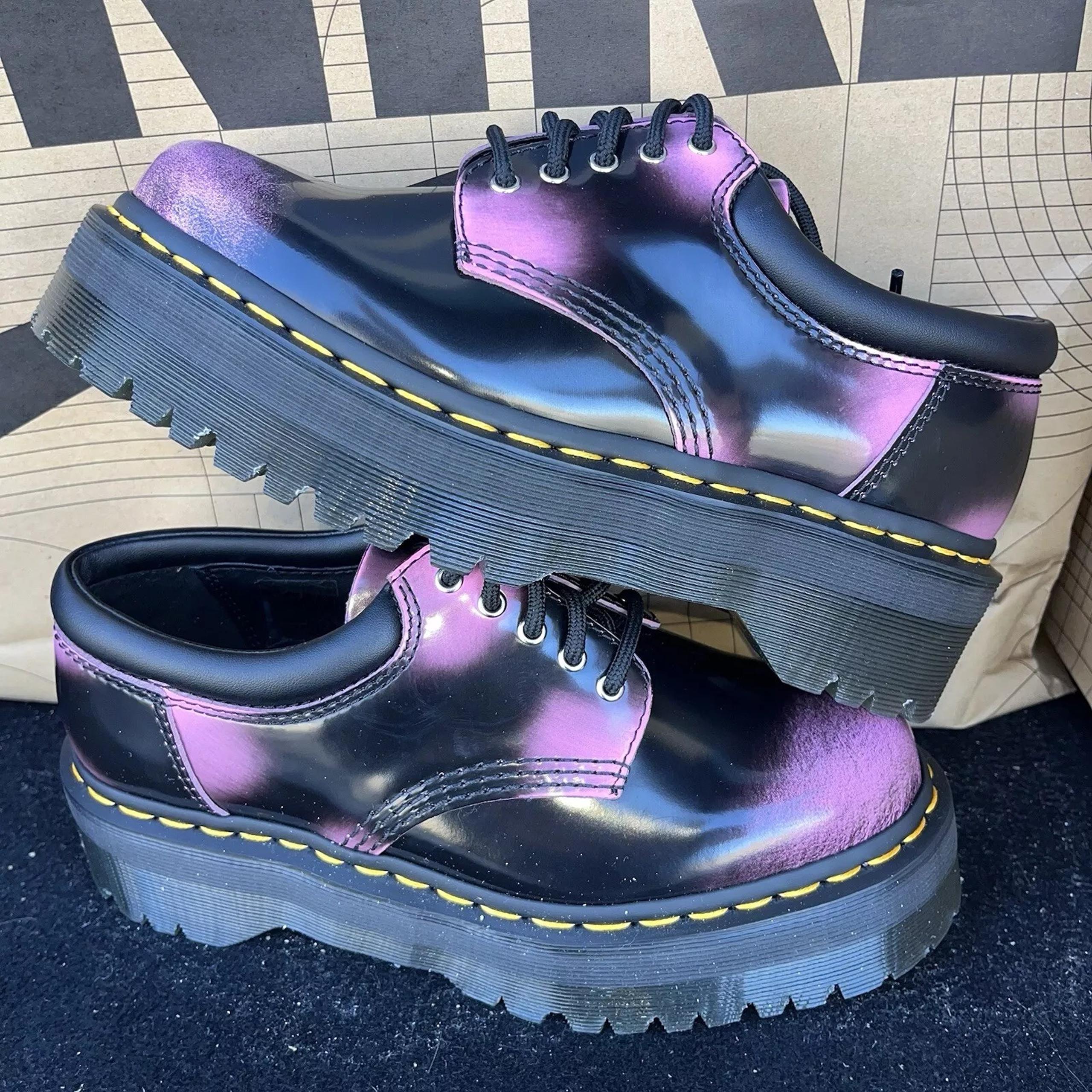 Dr. Martens 8053 Quad Distressed Leather Platform Black Purple Womens Size 8