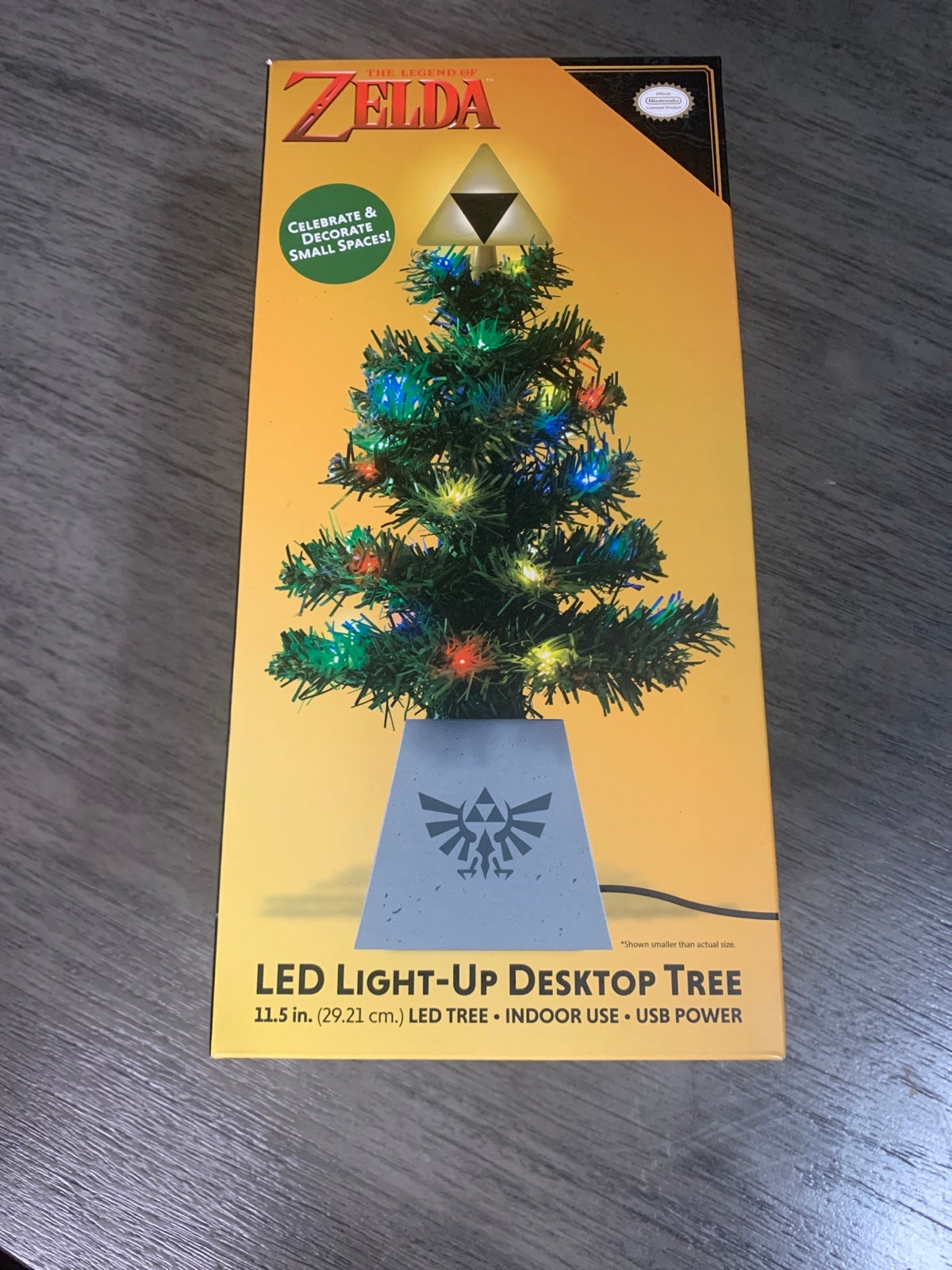 The Legend of Zelda Triforce LED USB-Powered Light-Up Desktop Christmas Tree