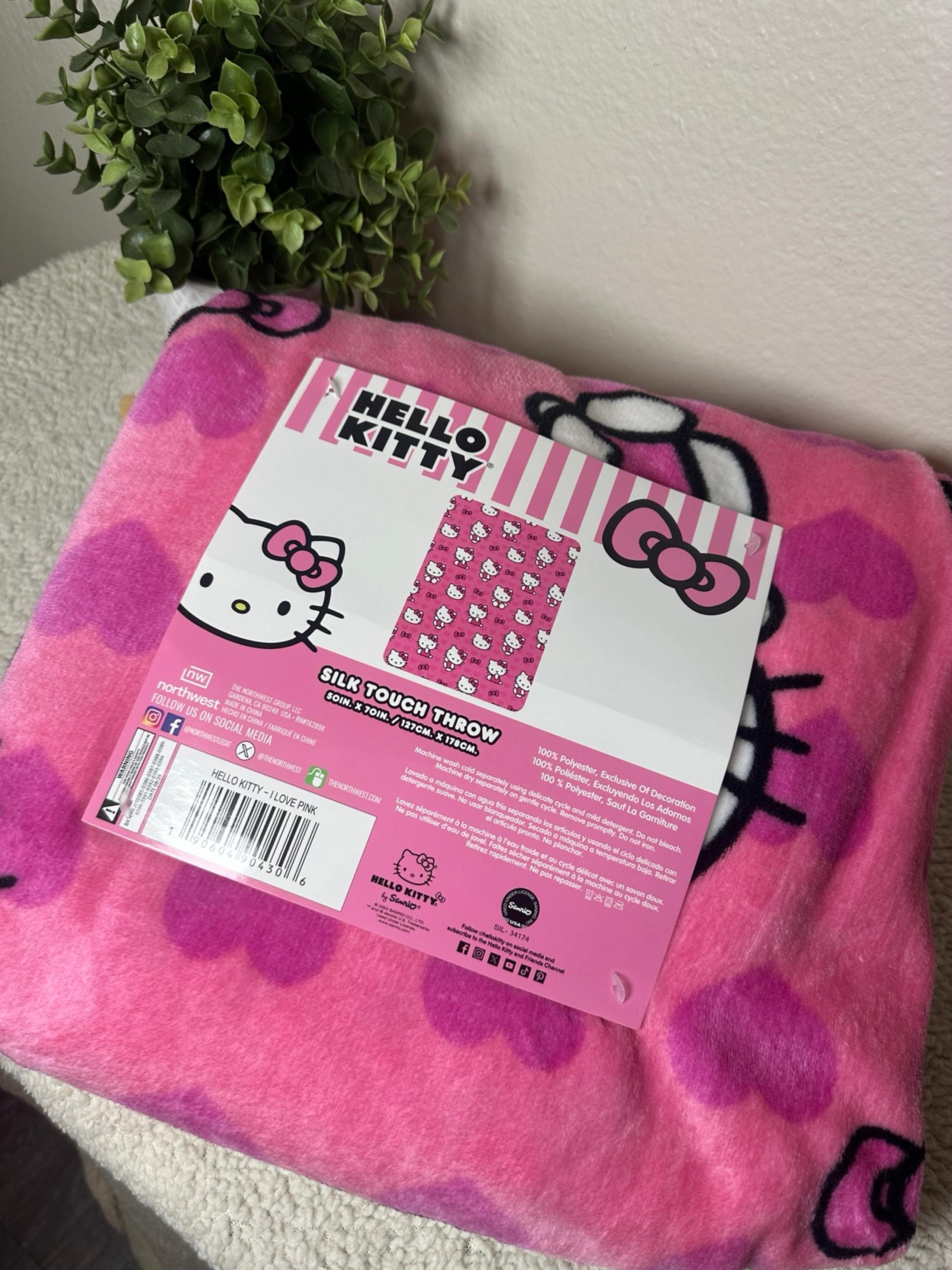hello kitty pink blanket