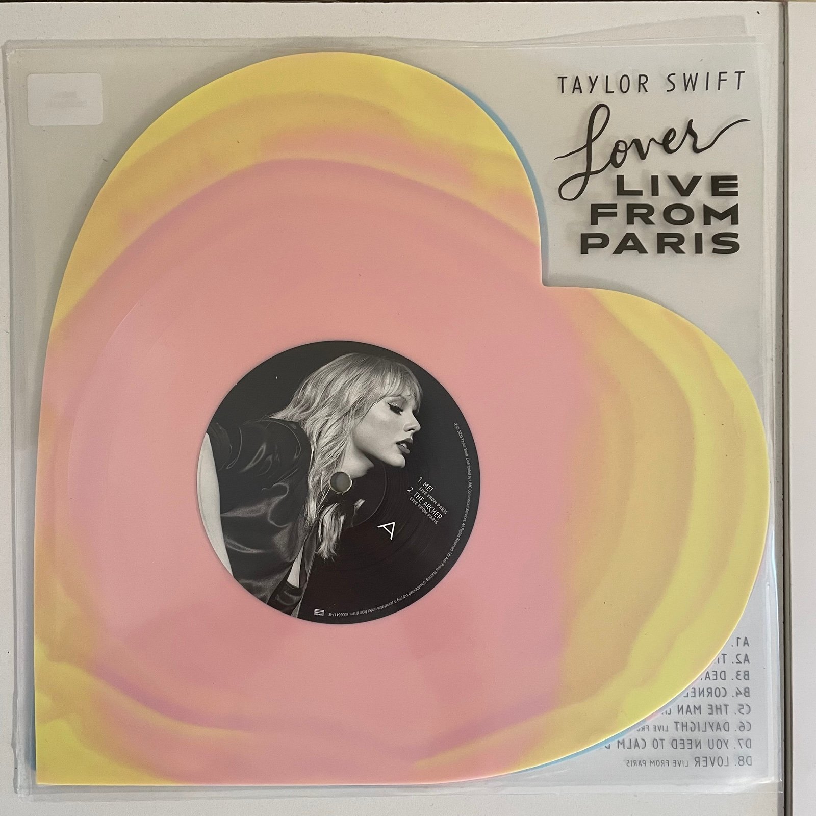 Taylor Swift Lover Live From Paris