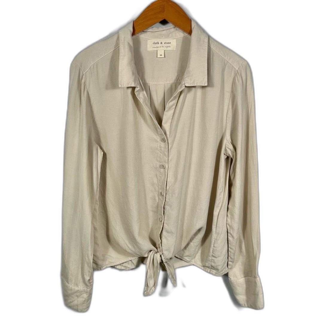 Cloth & Stone Beige Button-Up Tie-Front Collared V-Neck Blouse NWOT Size Medium