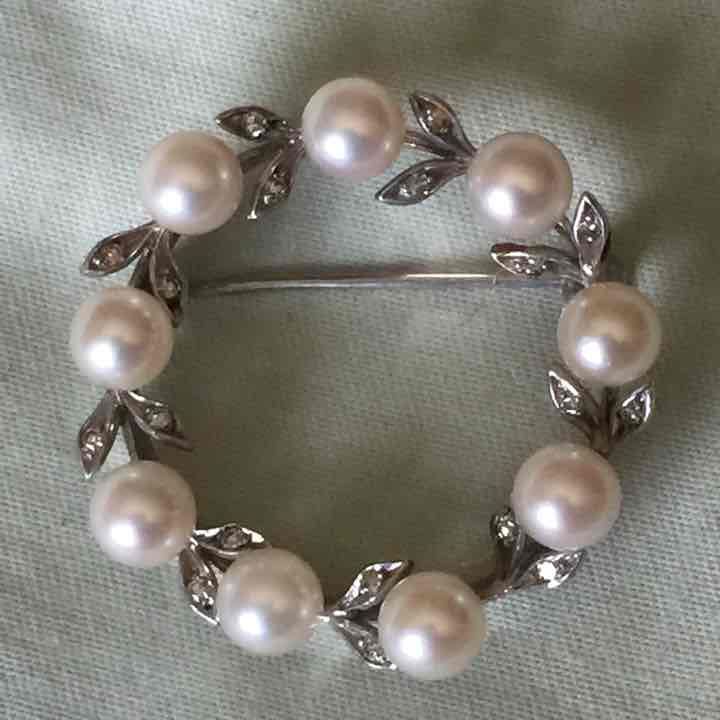Vintage 14k Pearls & Diamond Brooch
