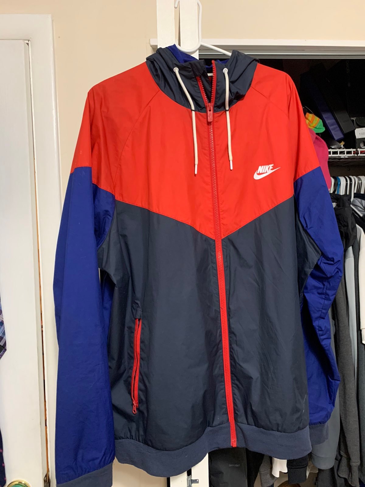 Nike windbreaker