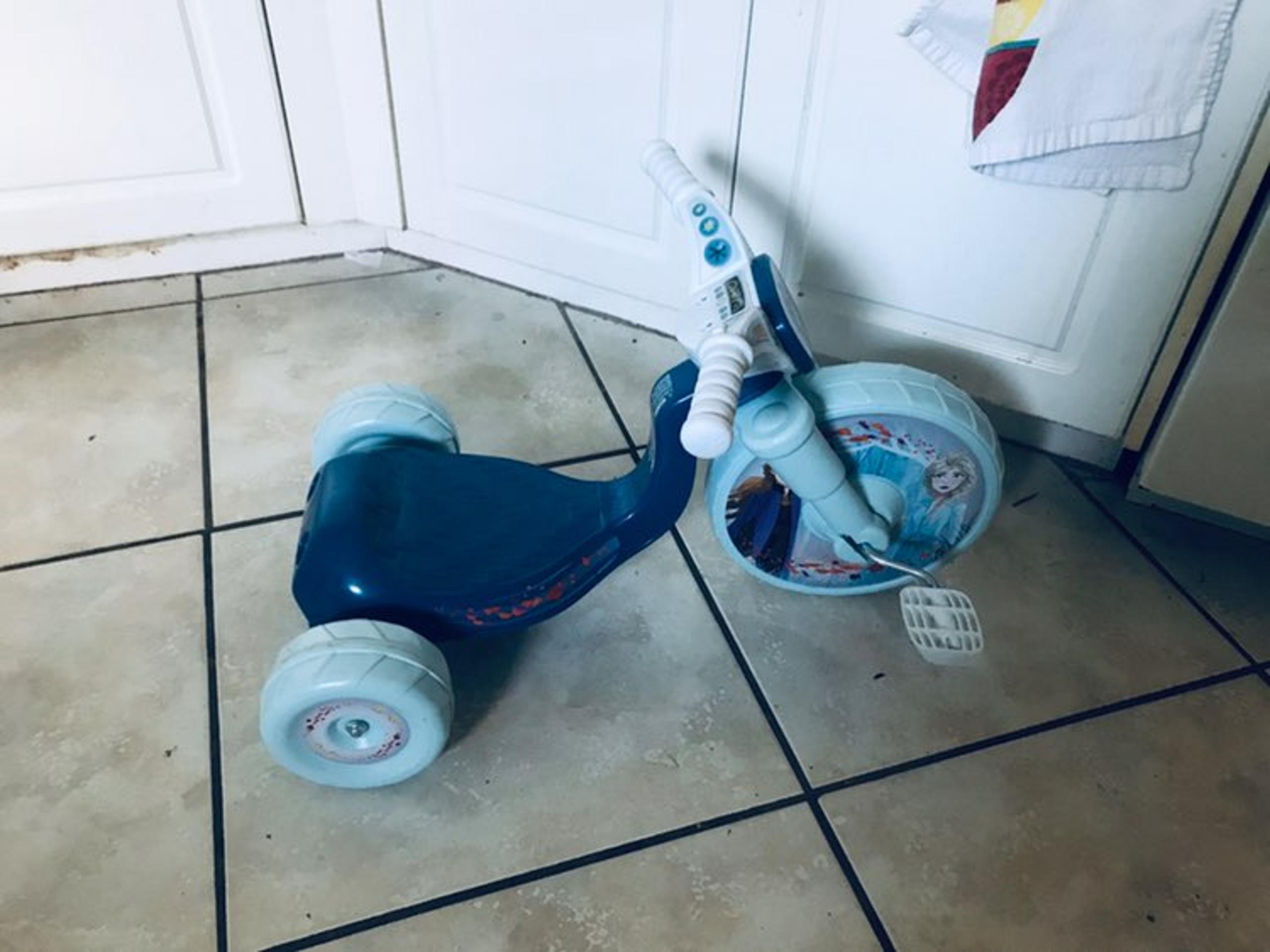 Frozen 2 Toddler Tricycle