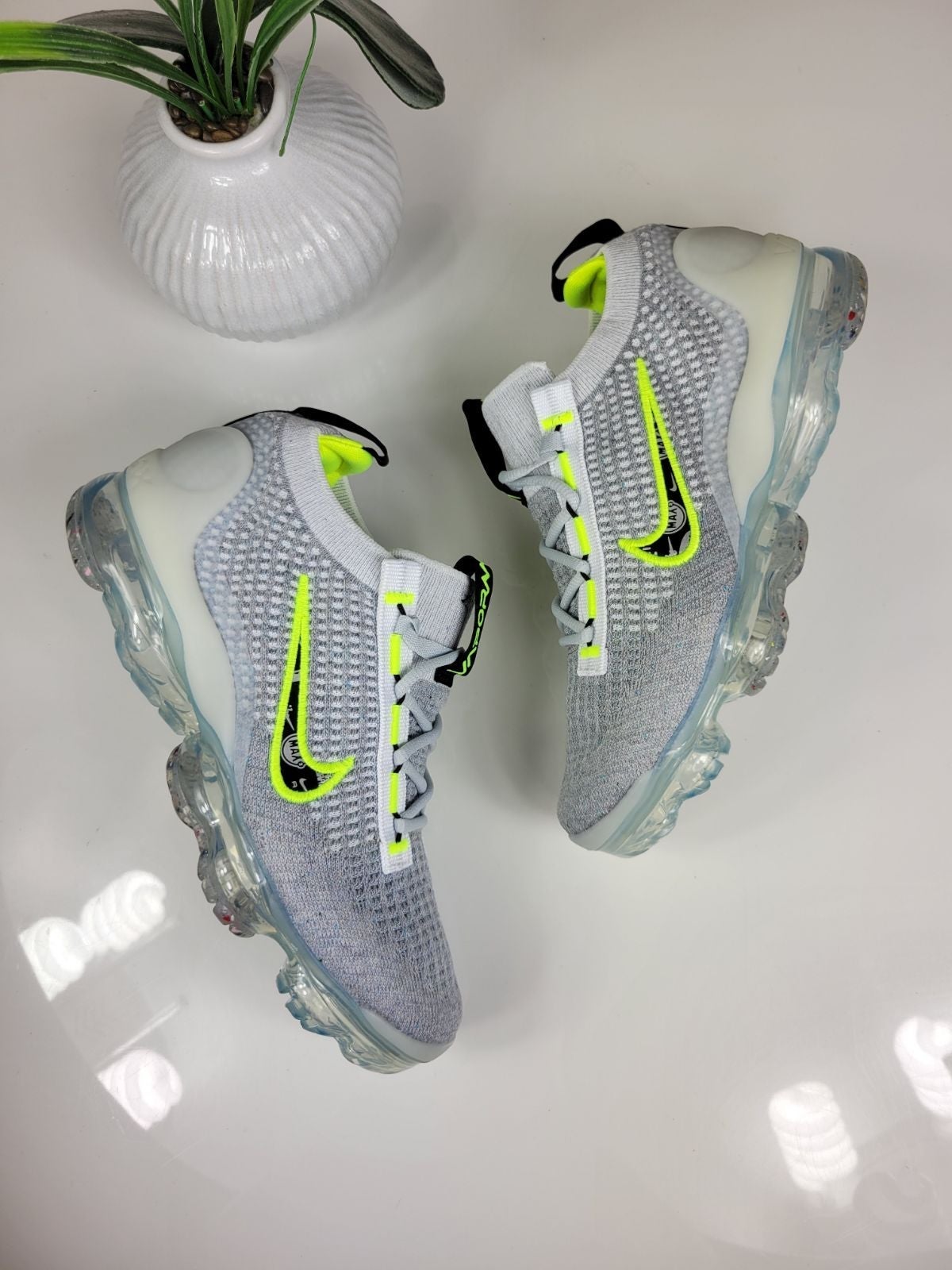 6 WOMENS NIKE AIR VAPORMAX 2021 FK GREY DB1550-005
