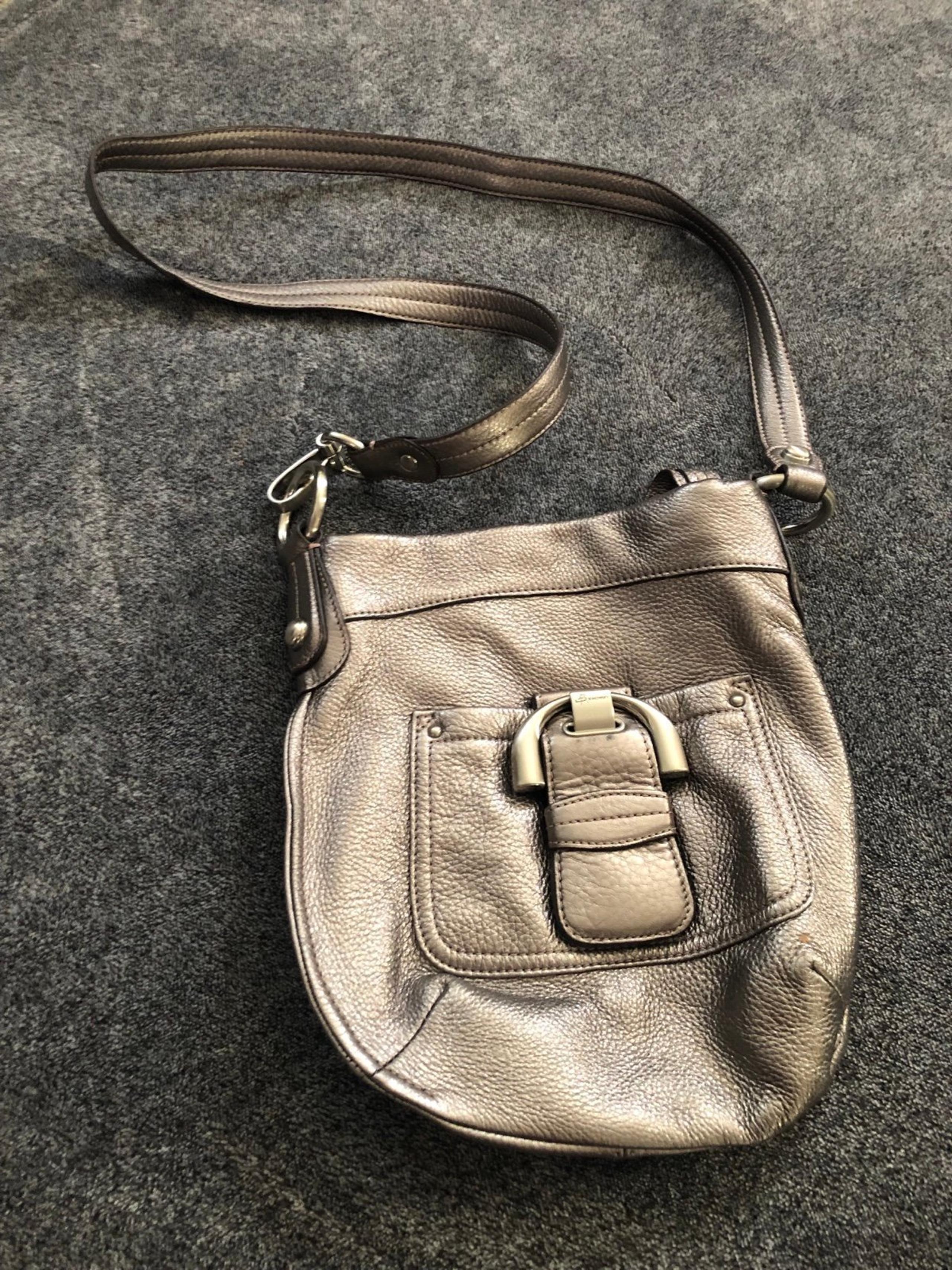 B Makowsky : Leather Vintage Recycled