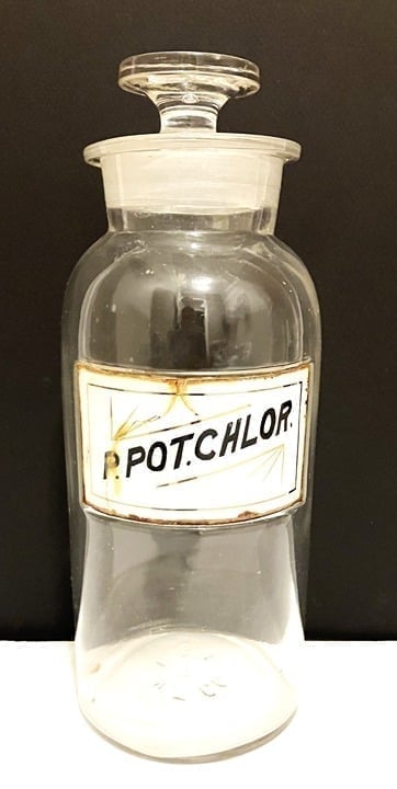 Vintage Clear Label Under Glass Apothecary Bottle Jar - P. Pot. Chlor.