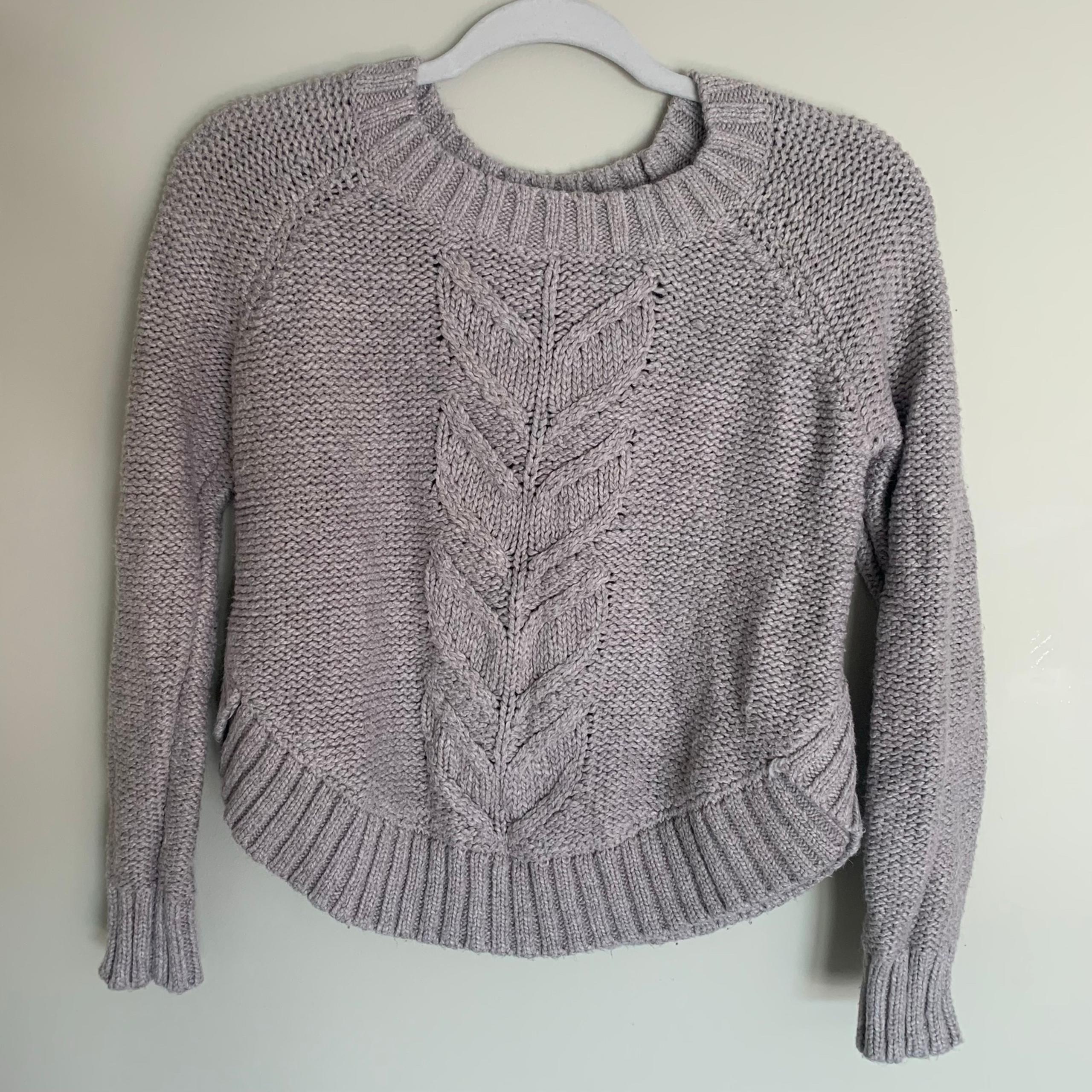 Aerie American Eagle gray cable knit sweater crew neck womens size XS winter
