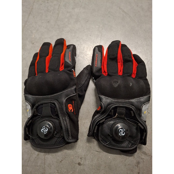 Komine Smart Tip Motorcycle Gloves Black/Red Adjustable Durable Protective