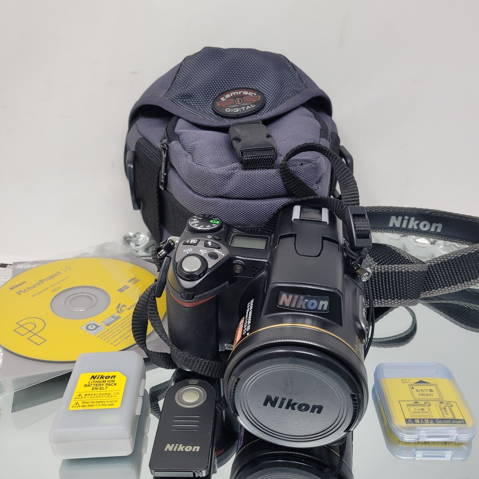 NIKON Coolpix E8800 VR 10x 8MP Camera Bundle Case, Card, Remote, 2 Batt's, More!