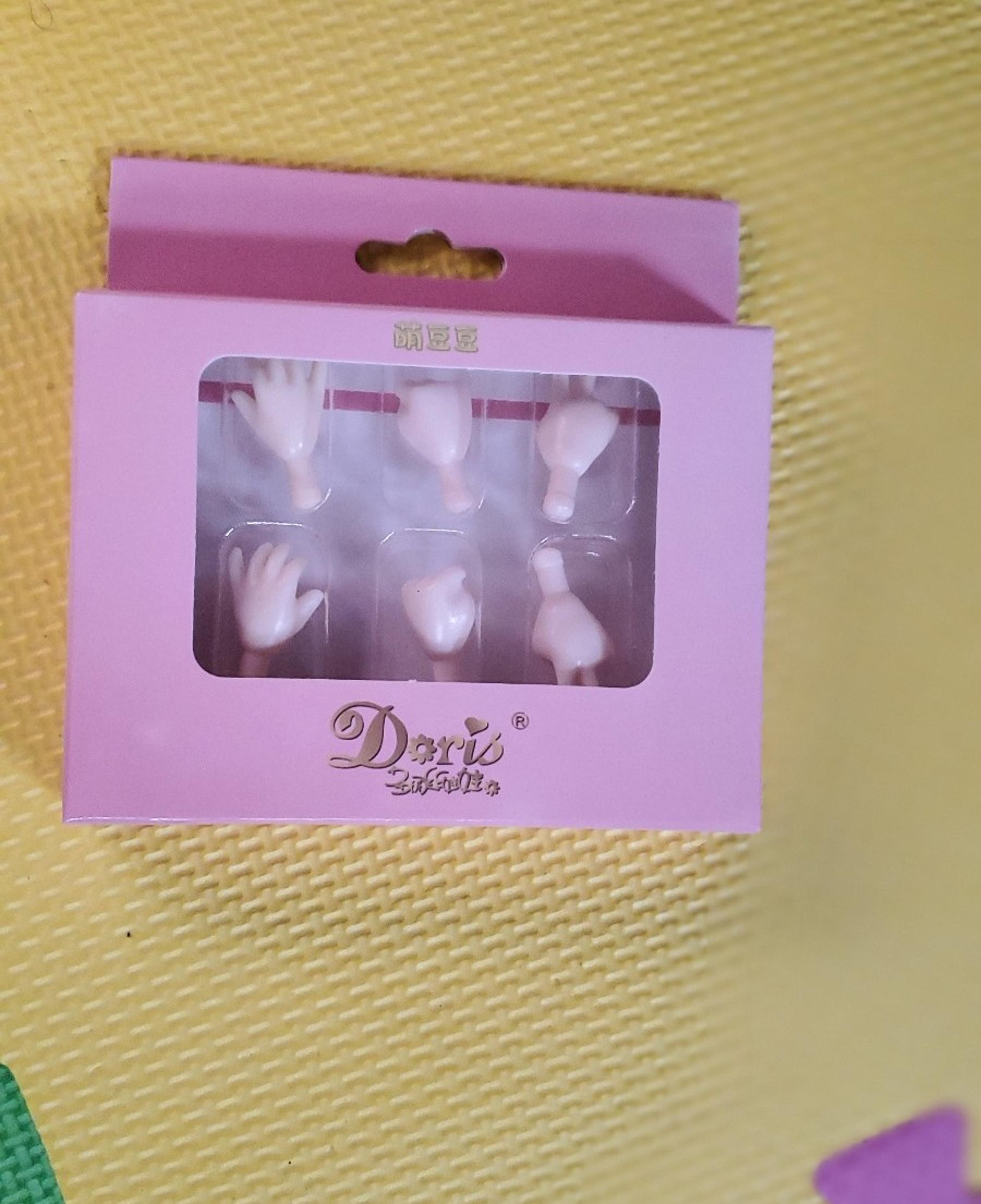 Doll replacement hands