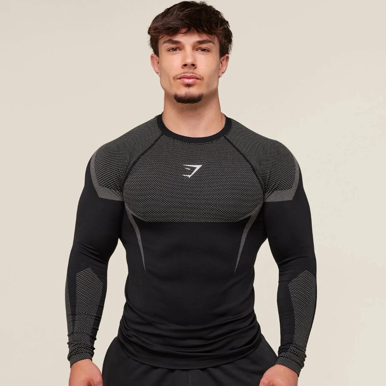 NEW Gymshark Onyx 5.0 Seamless Long Sleeve T-Shirt Black/Light Grey SMALL