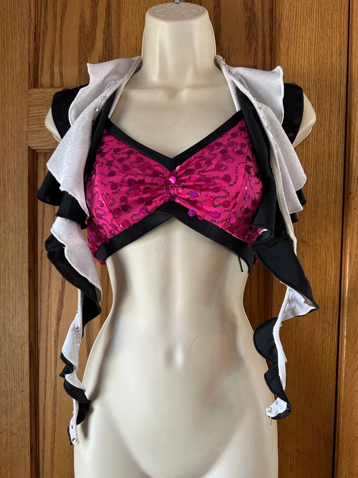 THE LINE UP PRO CHEER DANCE NFL NBA NHL Pink Tundrals Audition Costume Bra Top