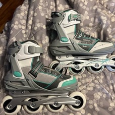 New!! Women’s roller blades