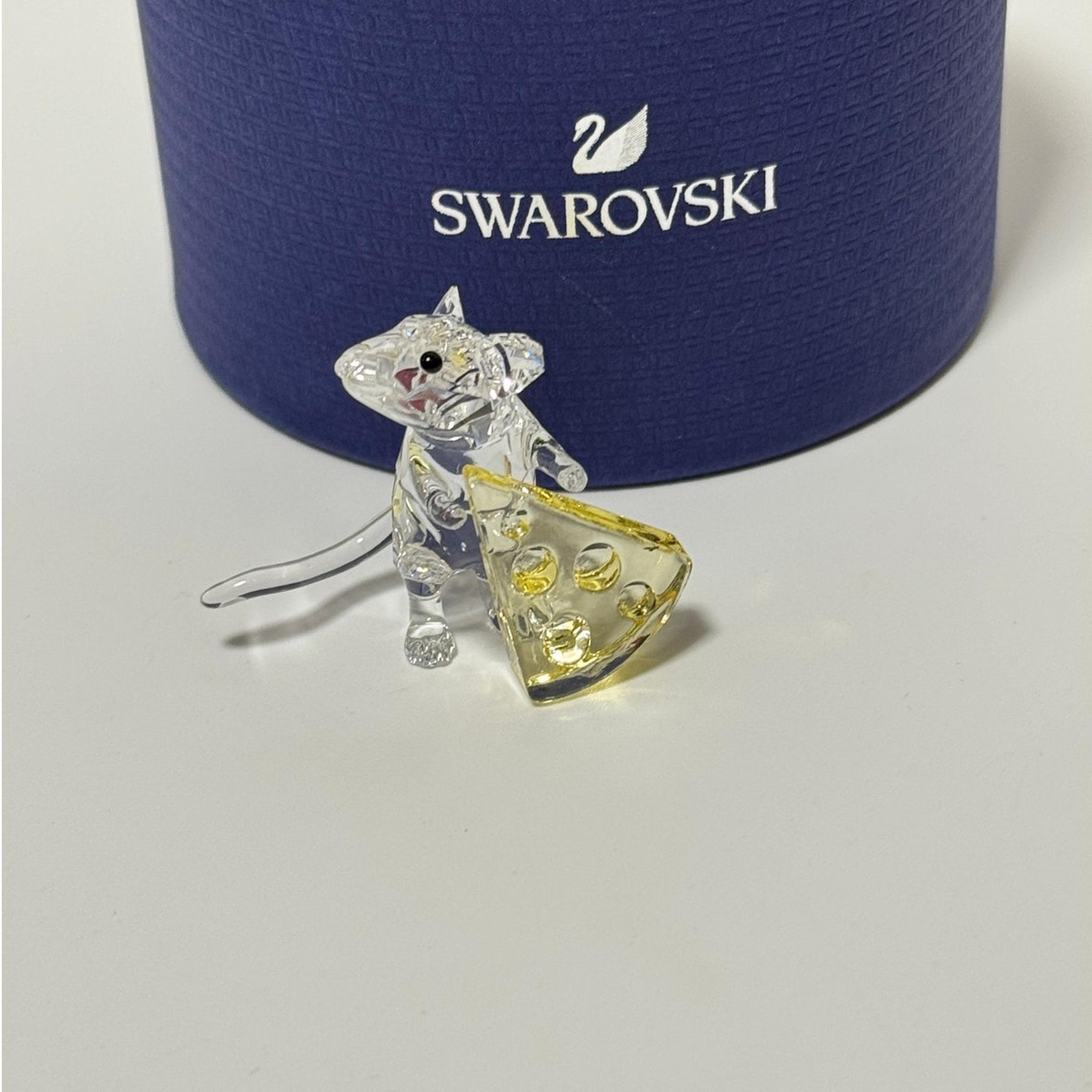 Swarovski Mouse with cheese Figurine New