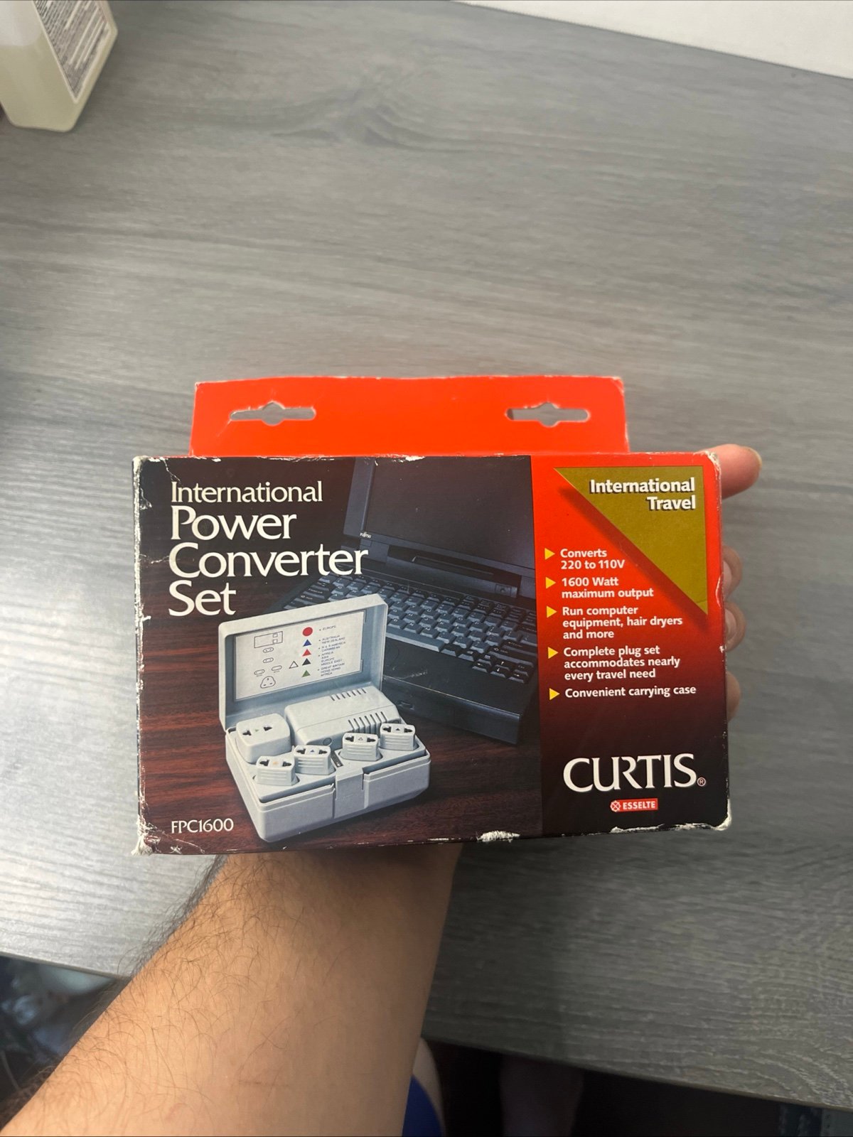 Curtis International Power Converter Set – Open Box