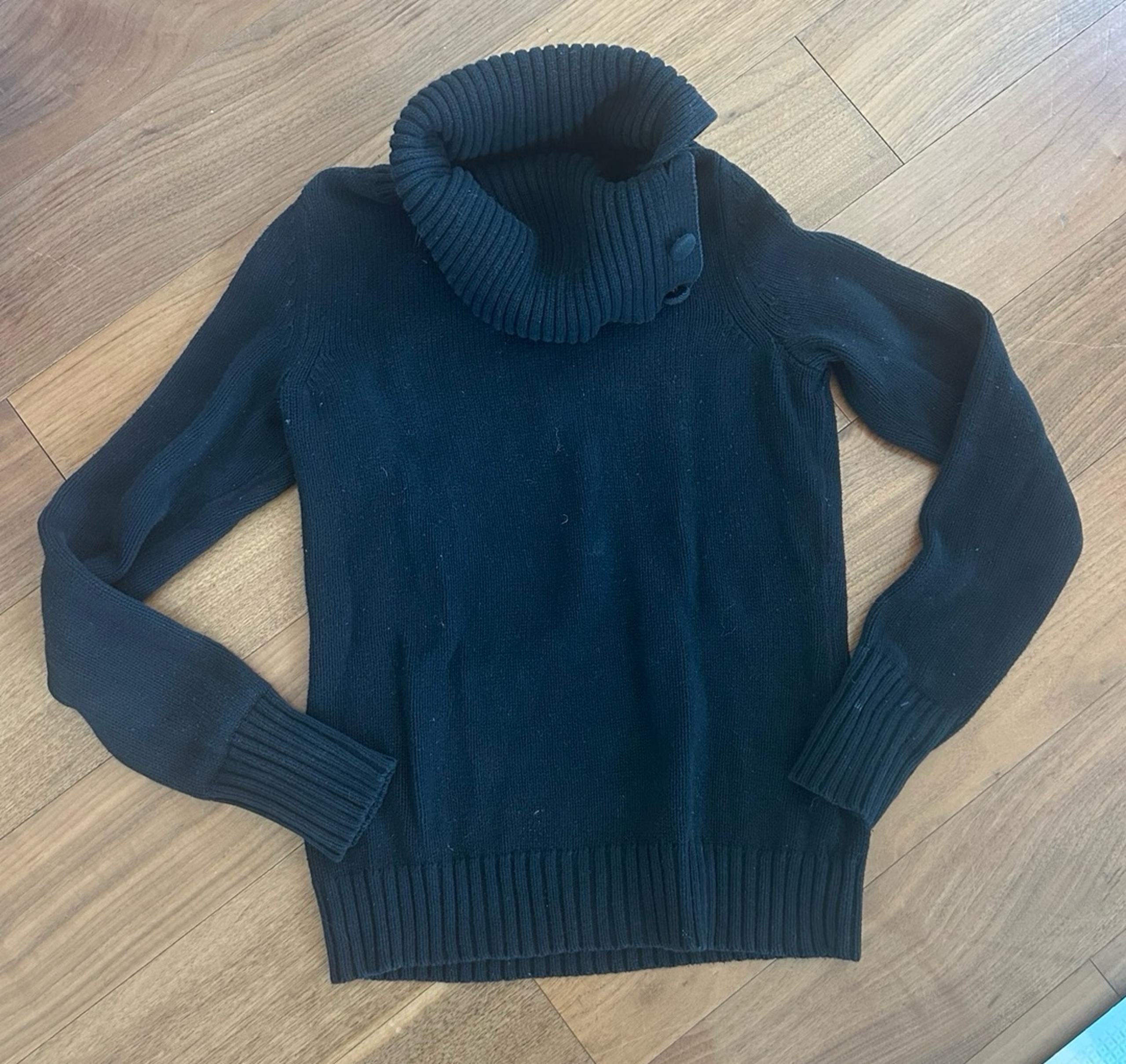 Banana Republic turtle neck sweater