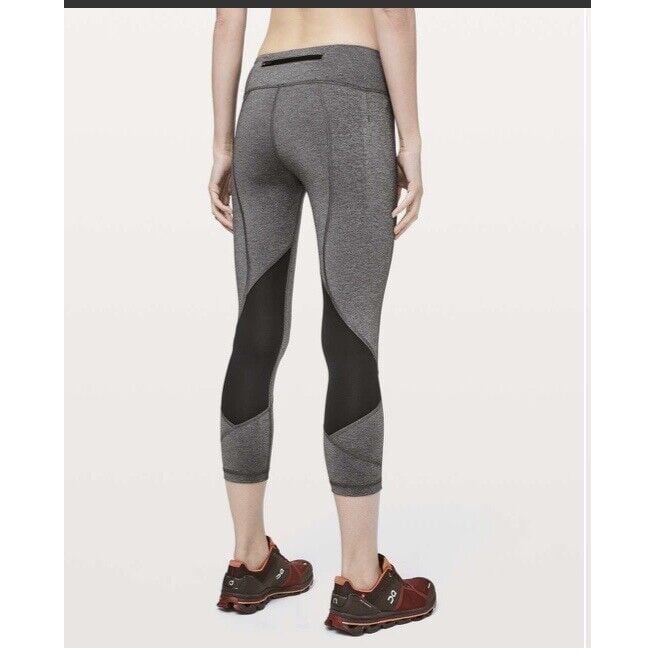 Lululemon Pace Rival Crop 22 Heathered Black Size 6