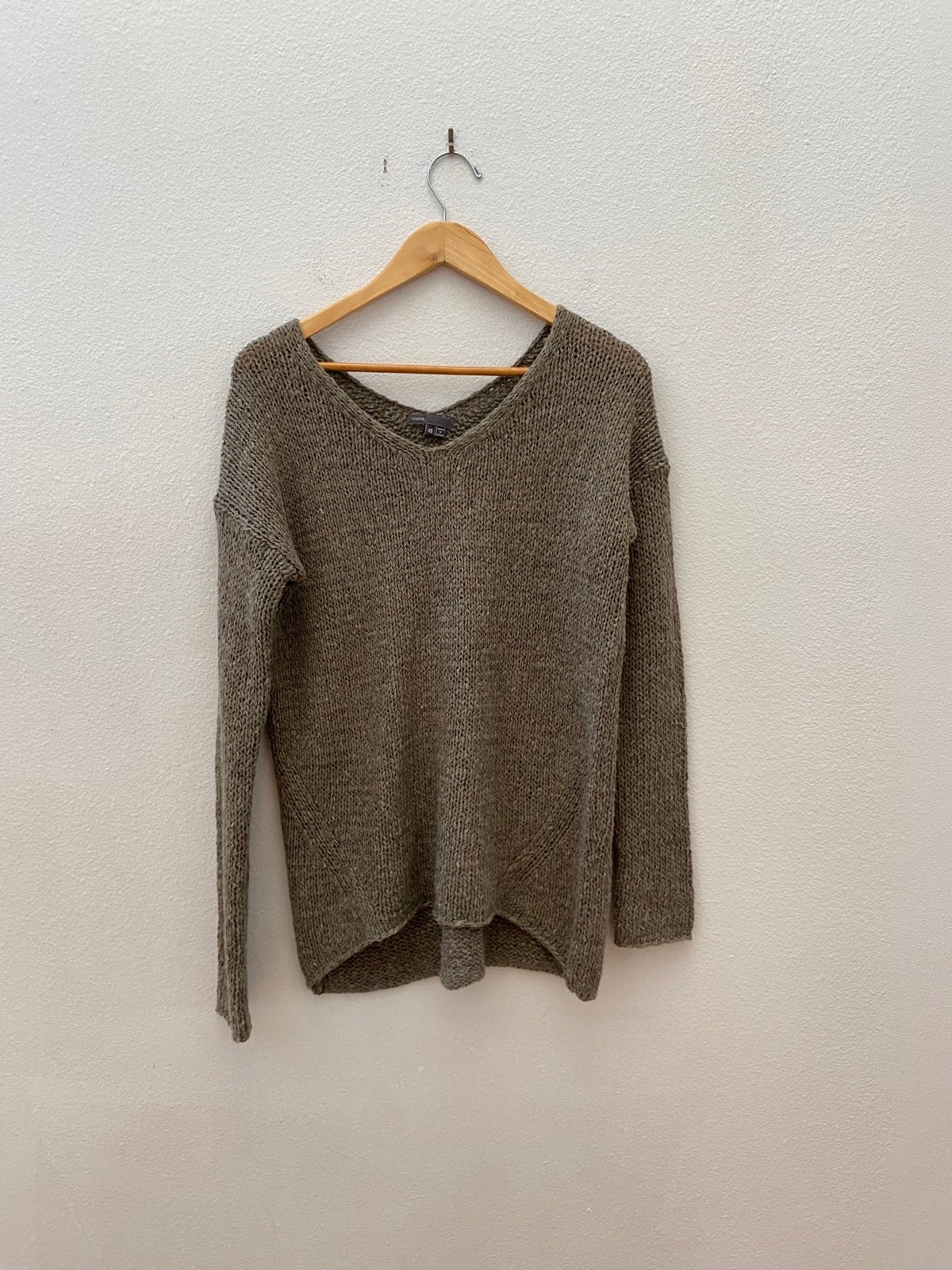 Vince beige v neck wool linen sweater