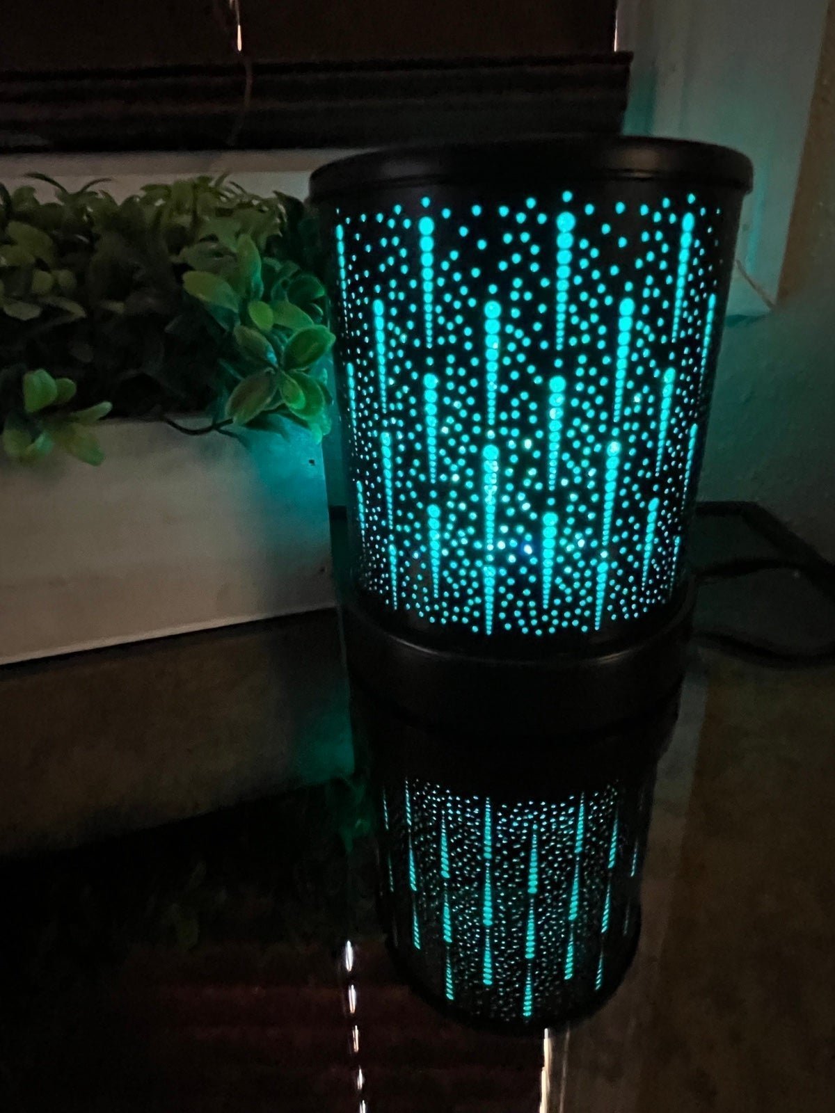 PARTYLITE SCENTGLOW ICICLE MULTICOLOR WAX MELT TART WARMER
