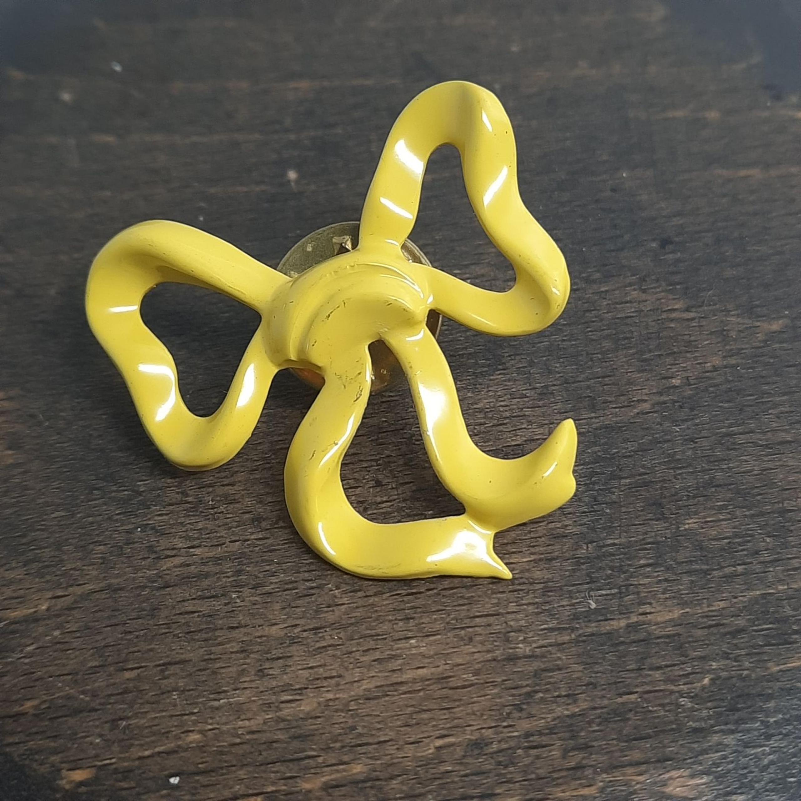 Sunny yellow bow tack pin vintage