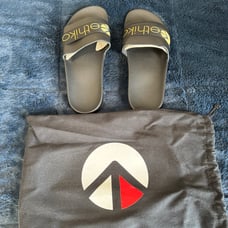 Ethika Slides