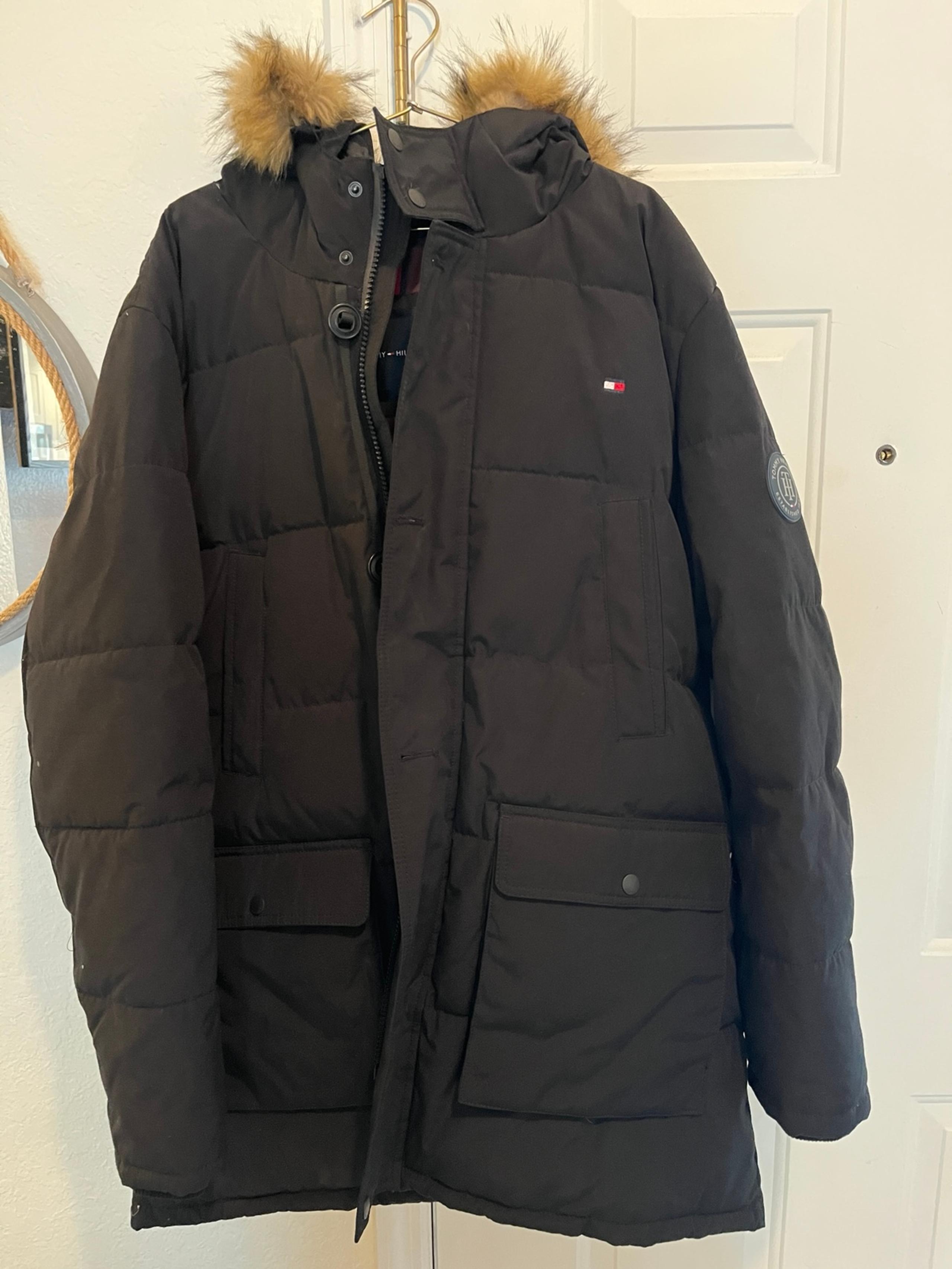 Men’s size 2XLT Tommy Hilfiger Black Long Snorkel Puffer Jacket Read Description