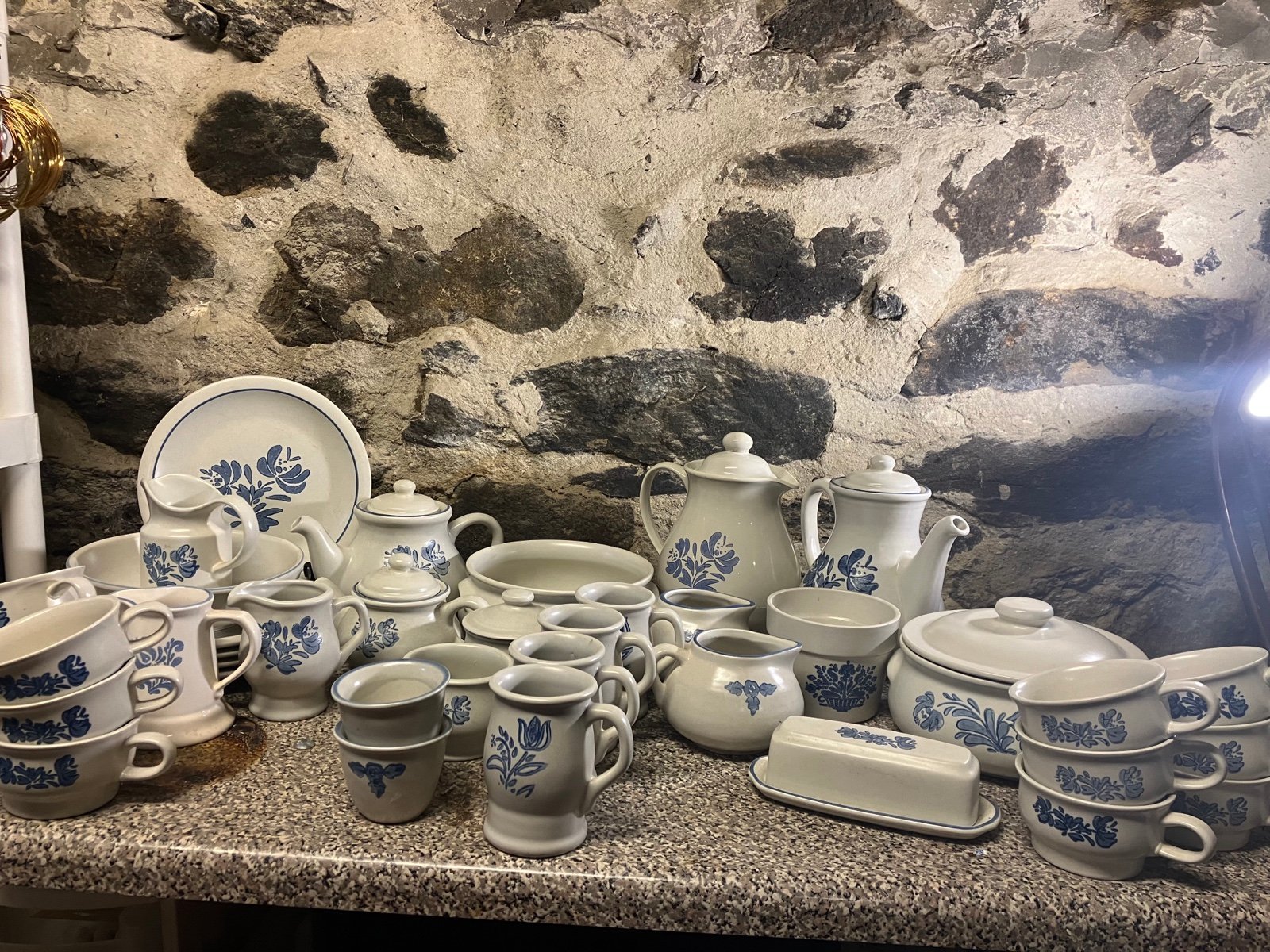 Vintage Pfaltzgraff Yorketowne Blue large lot 33 pcs