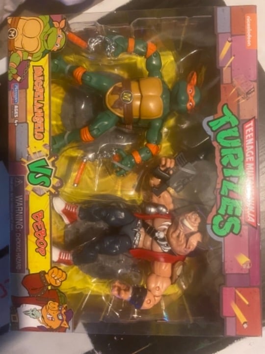 TMNT Michelangelo vs Bebop