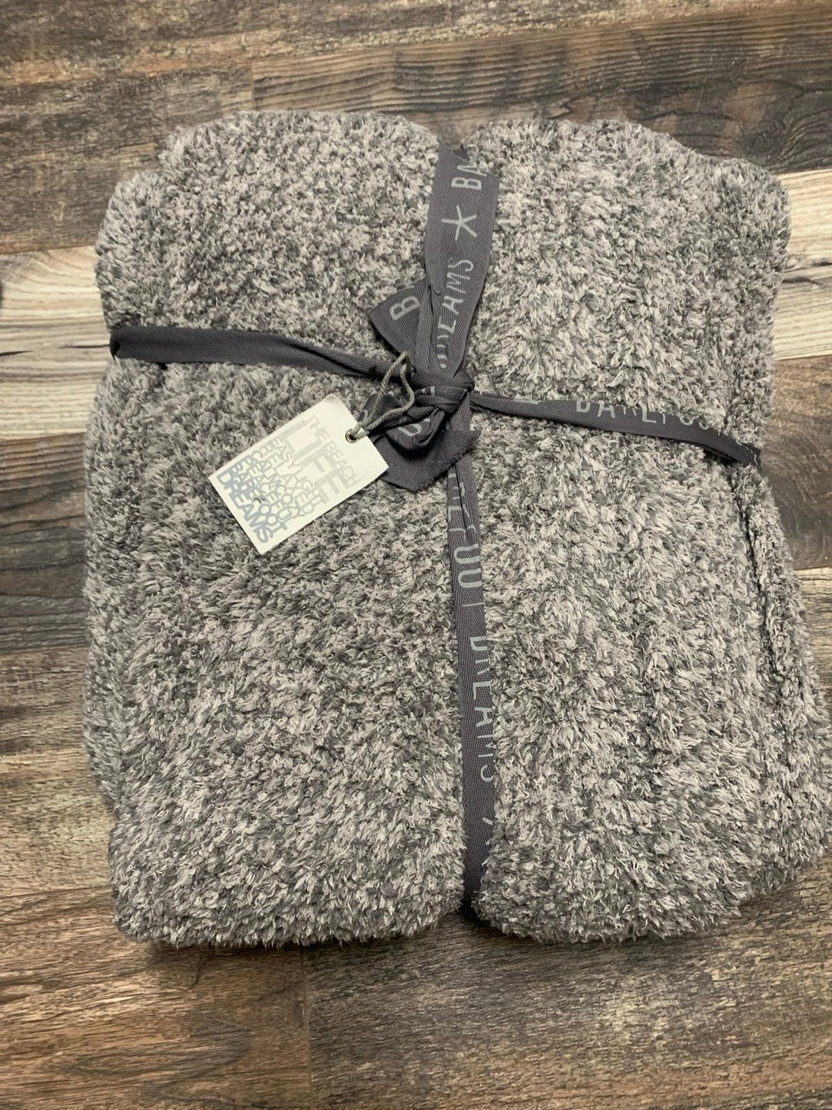 BAREFOOT DREAMS CozyChic Throw Blanket