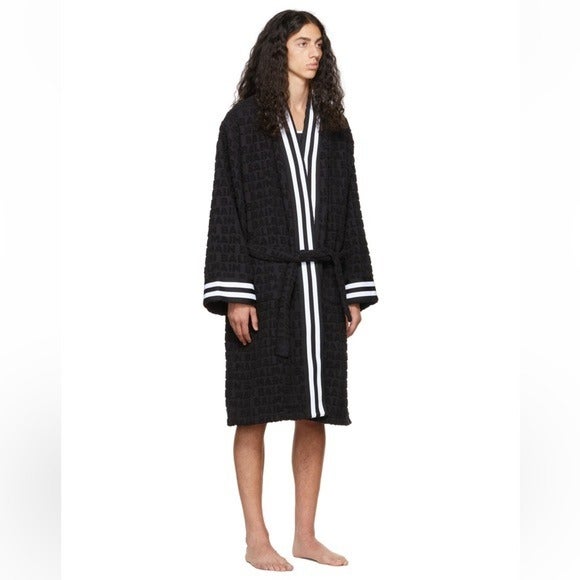 BALMAIN**Men’s Jacquared Logo Bath Robe***Medium***1125