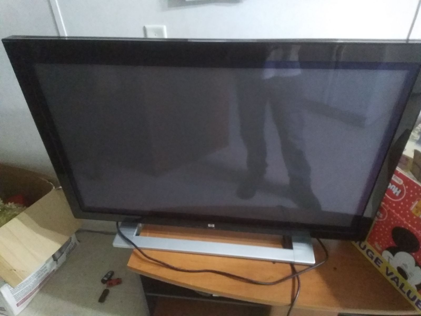 43 inch Hp monitor screen