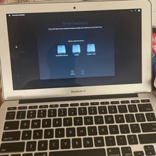 MacBook