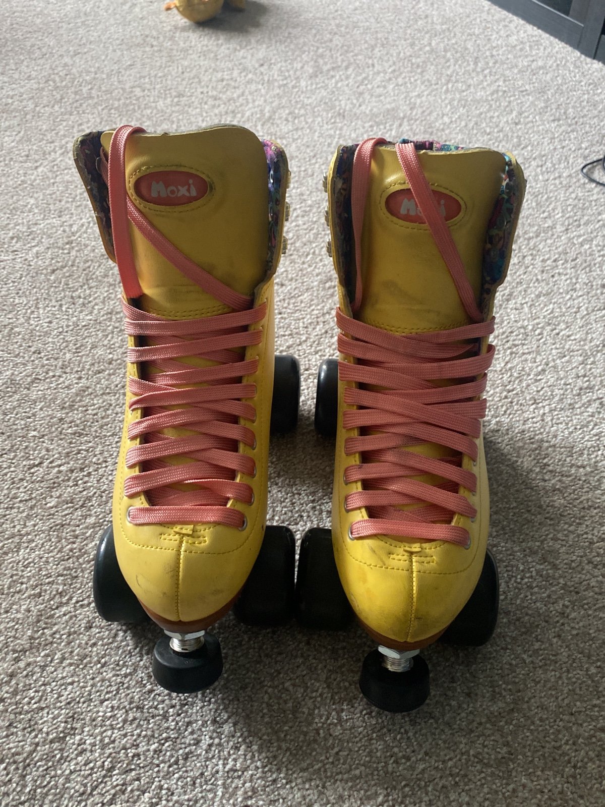 Women skates