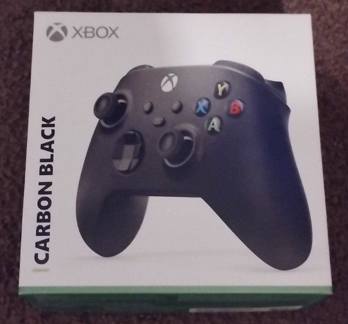 XBOX CARBON BLACK WIRELESS CONTROLLER