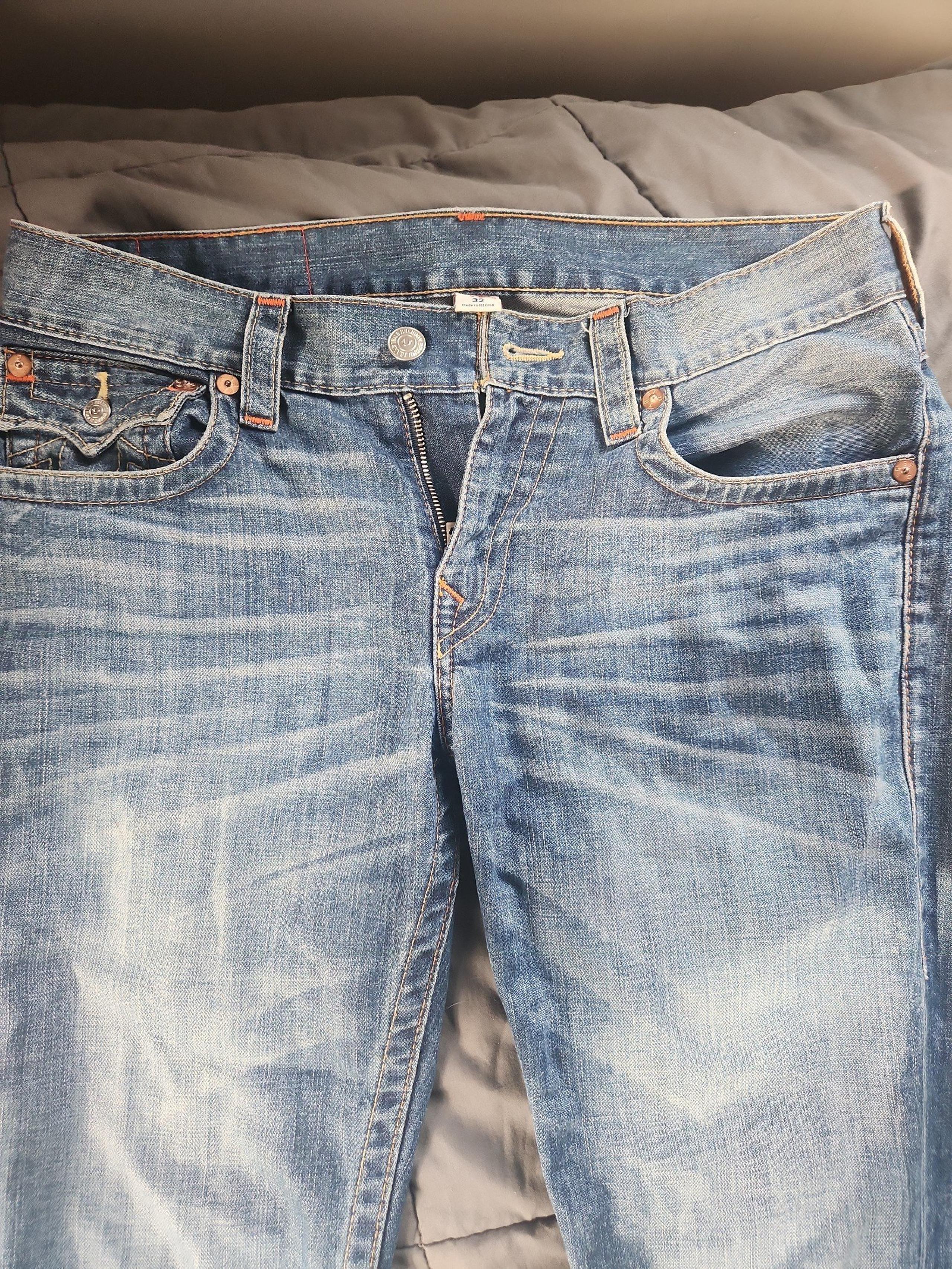 True Religion brand jeans straight. 32x33