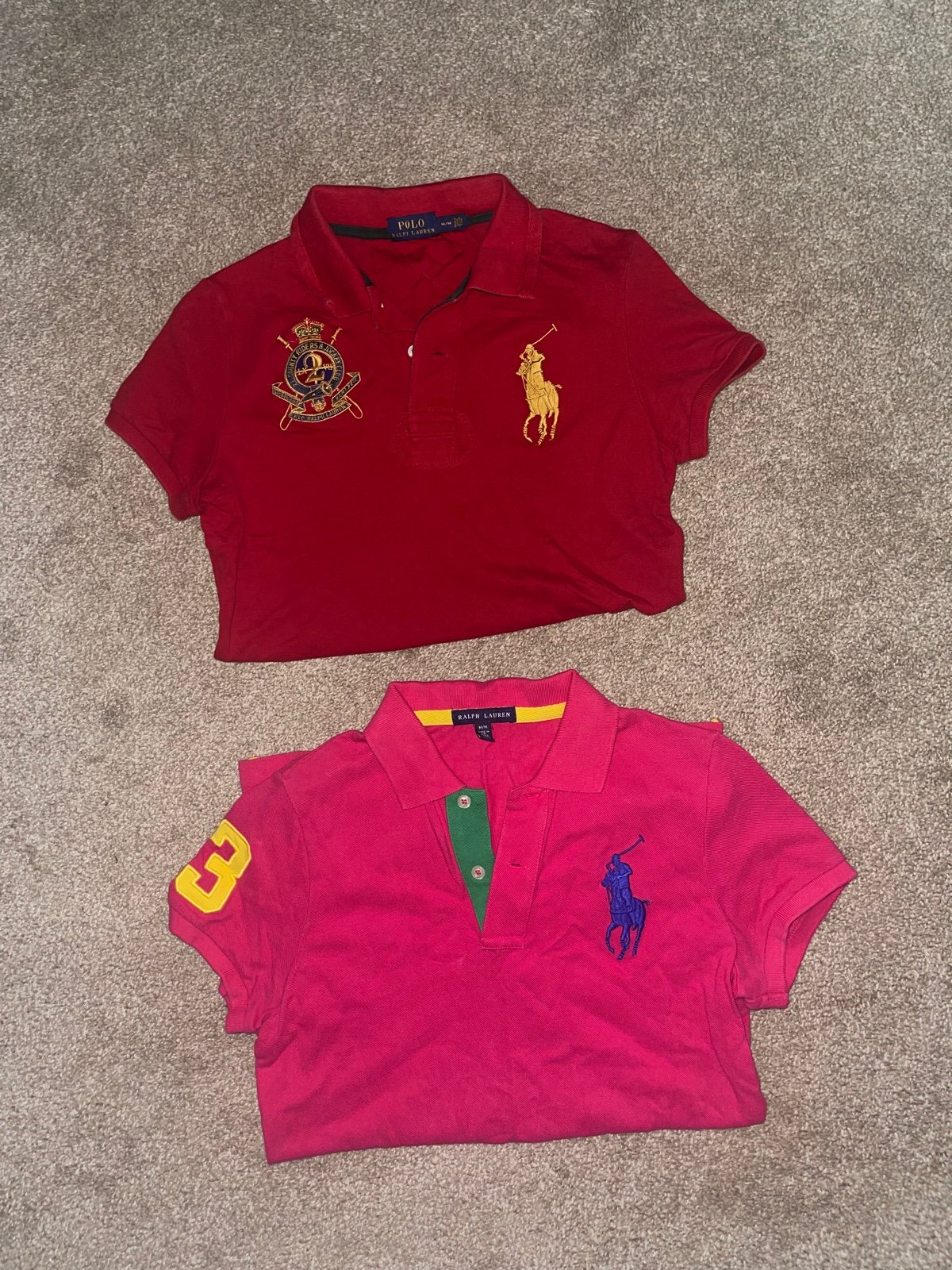 2 Polos included