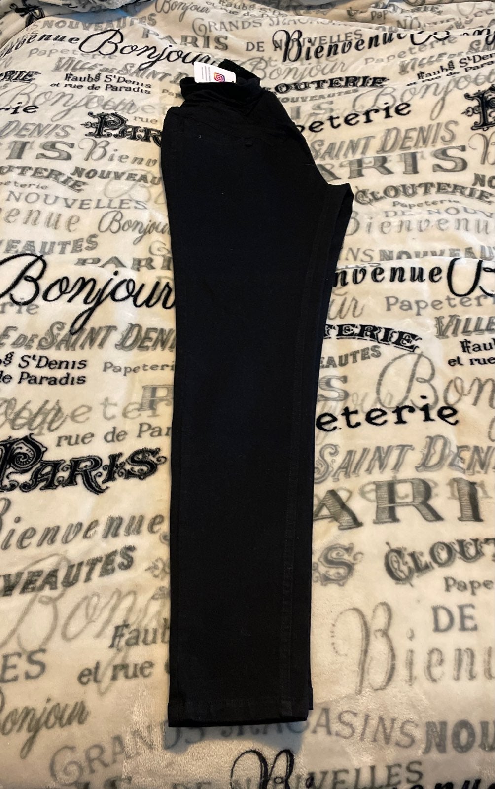 Stretchy maternity jeans