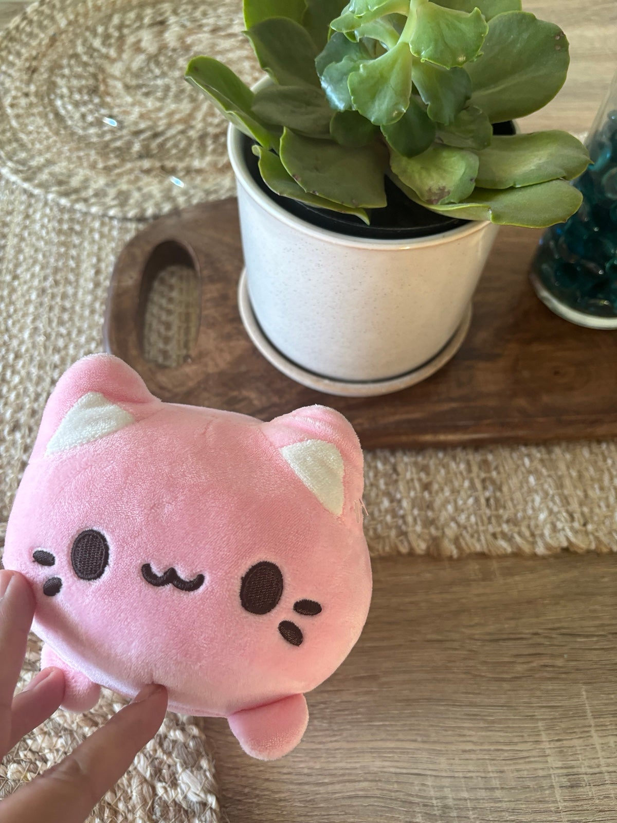 Plush tasty peach studios meowchi - detail